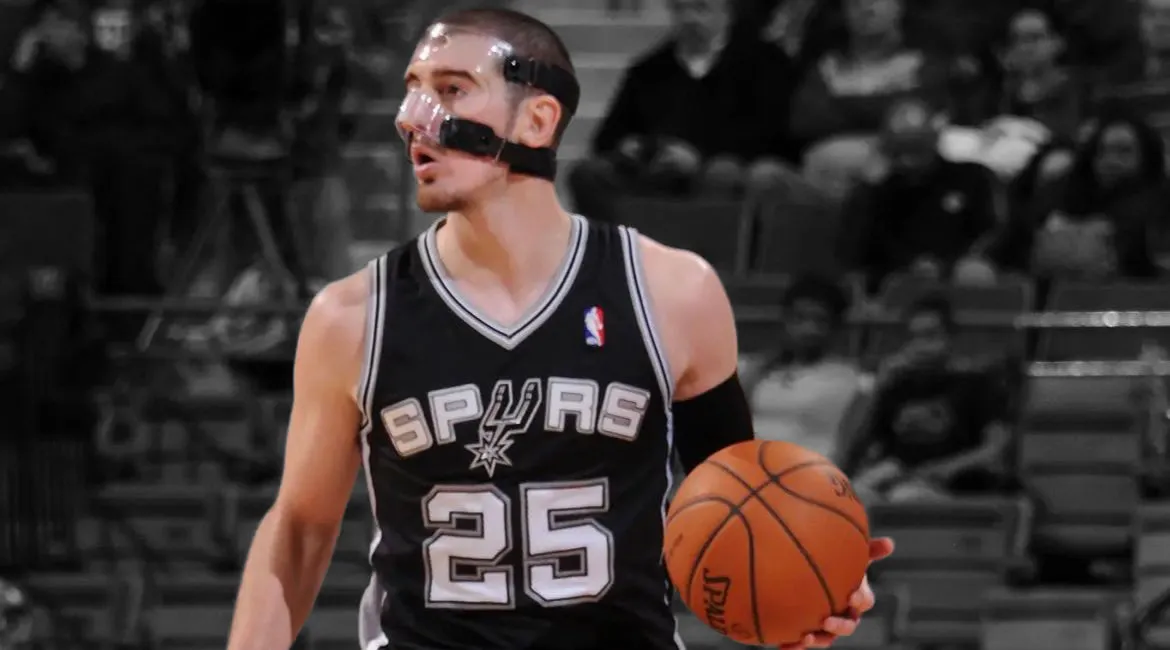 Nando De Colo